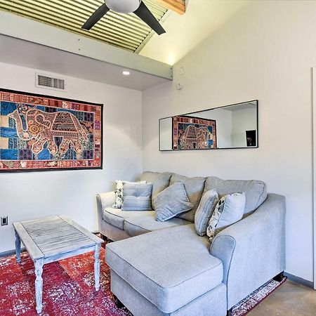 Phoenix Getaway With Patio, Near Roosevelt Row! Βίλα Εξωτερικό φωτογραφία