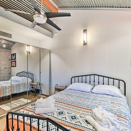 Phoenix Getaway With Patio, Near Roosevelt Row! Βίλα Εξωτερικό φωτογραφία